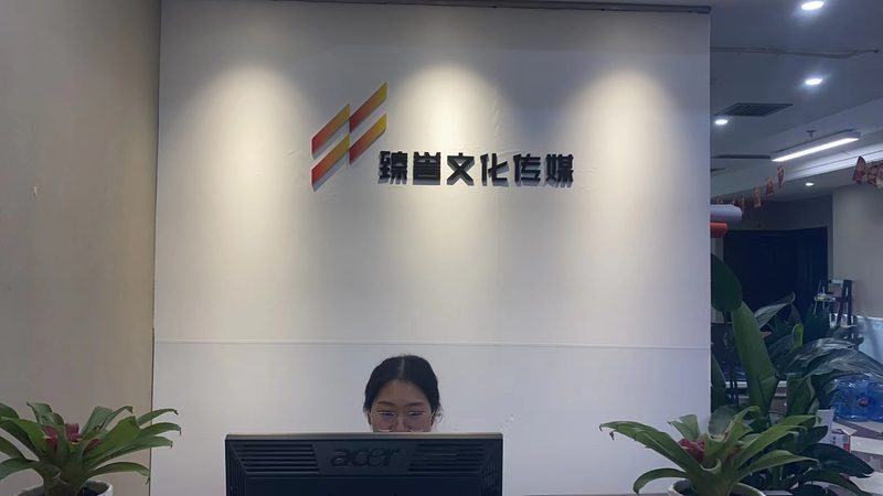 服装短视频代运营，收费标准揭秘与考量要点